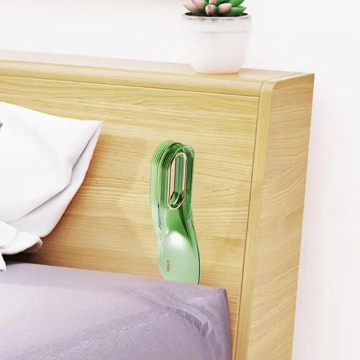 kaatw | Bed lifter and fitted sheet helper – for easy bed making