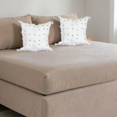 White Handira Moroccan Berber Wool Pillow – Khenifra Bridal | 12×12 in