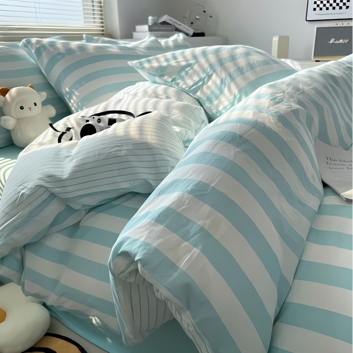 kaatw | Elenorra Classic Striped Bedding Set 4pcs Duvet Cover Sheet