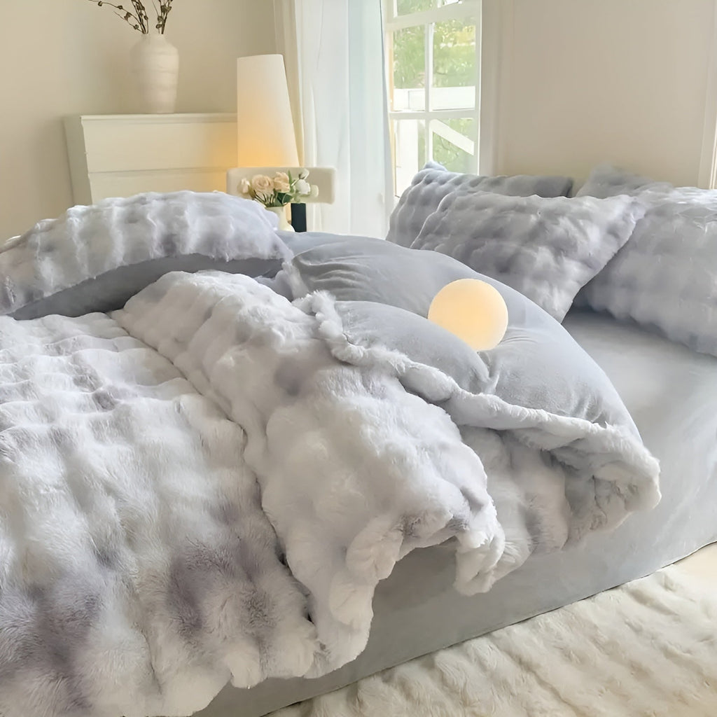 Cozy Plush Bedding Set – Warm and Soft for Autumn & Winter | Reversikaatwe Design in Rabbit Fur & Milk Velvet | kaatw
