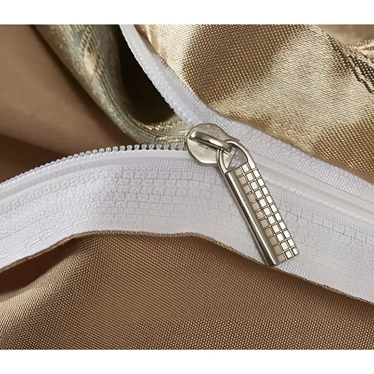 kaatw | Chic Satin Jacquard Duvet Cover for Luxury Bedroom